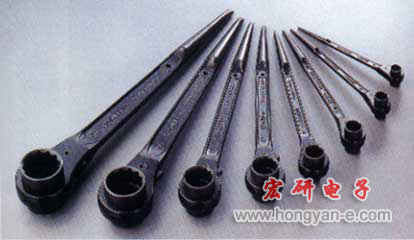 世霸工具創(chuàng)業(yè)于1919年，是一家日本的老牌的上市公司，也是日本國最大的工具廠家之一。世霸工具的商品種類是全日本眾多工具廠家中排名第一，質(zhì)量及安全也最好。受到日本國內(nèi)及世界各國的廣大用戶的好評。